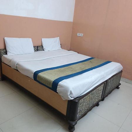 Hotel Royal India - Vijay Enclave New Delhi Bagian luar foto